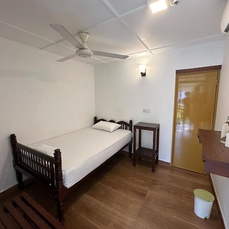 Hamilton House Hotel Negombo Exterior photo