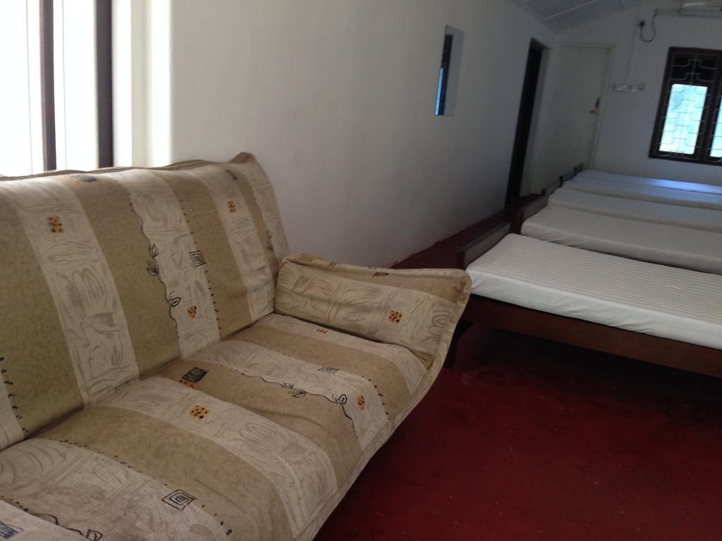 Hamilton House Hotel Negombo Room photo