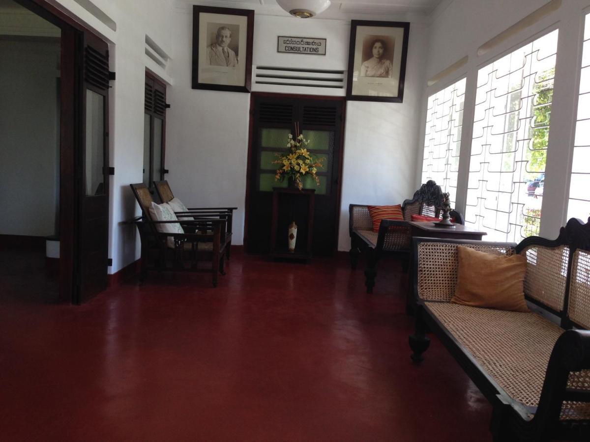 Hamilton House Hotel Negombo Exterior photo